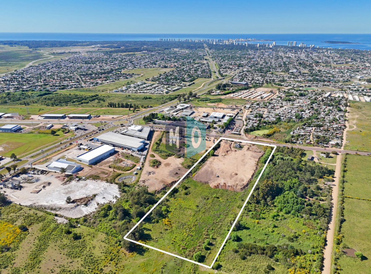 Terreno ID.1074 - Lote en Nuevo Parque Industrial Cerrado