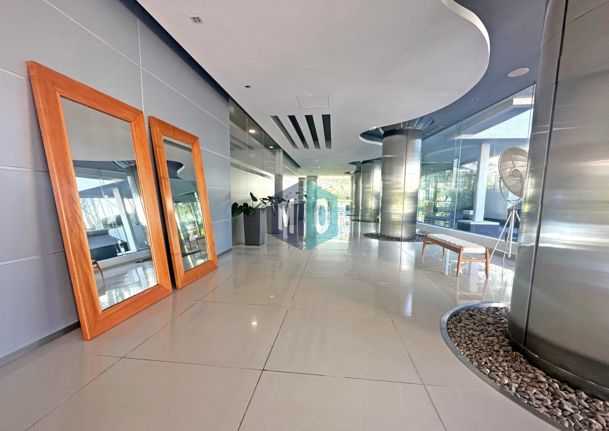 Apartamento ID.1054 - Icon Brava, 2 dorm, 2 baños, losa radiante, garaje, baulera.
