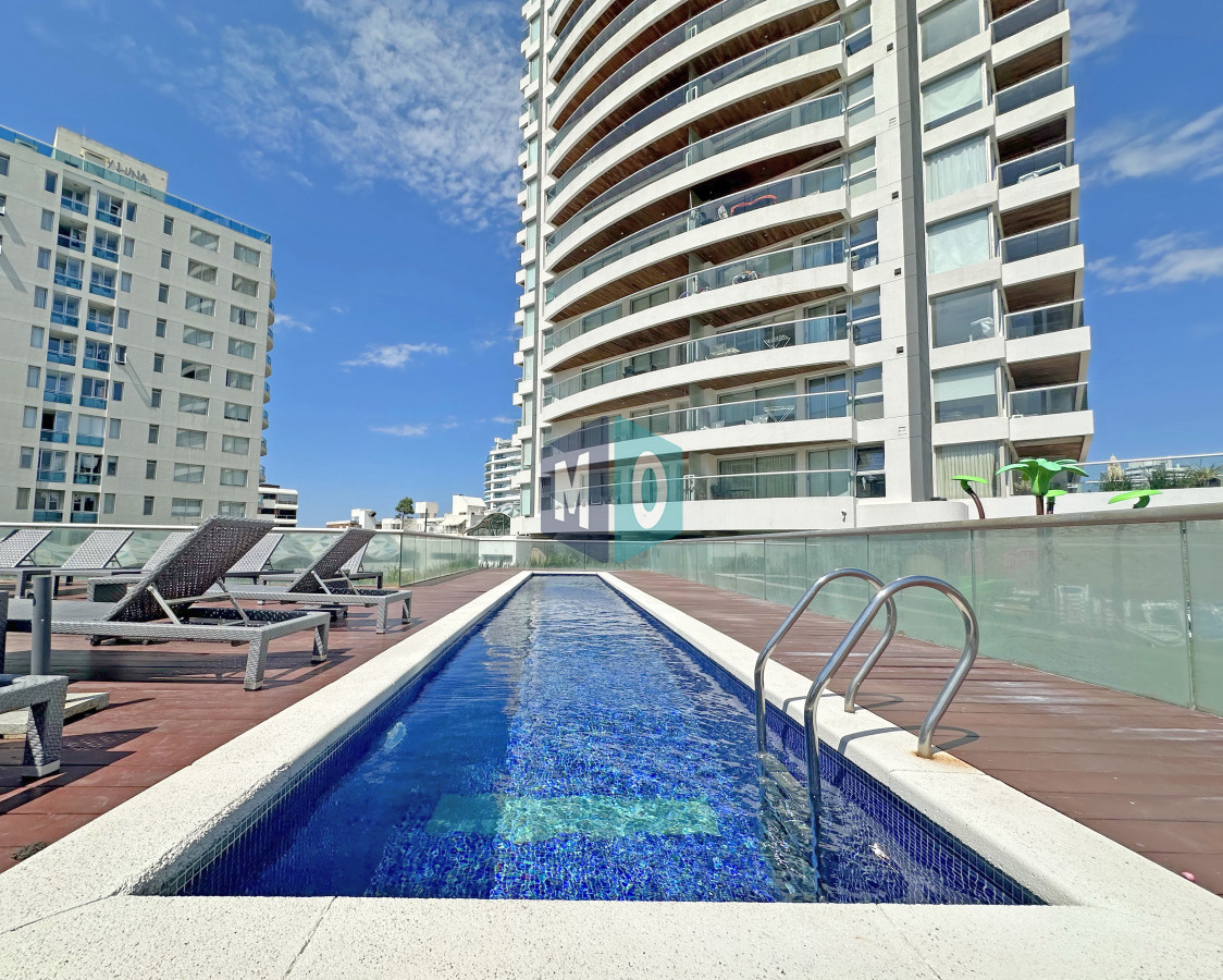 Apartamento ID.1054 - Icon Brava, 2 dorm, 2 baños, losa radiante, garaje, baulera.