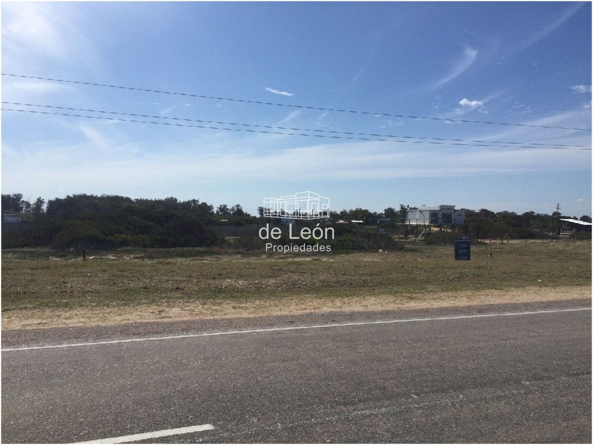 Terreno ID.15305 - Terreno en Santa Mónica, primera fila, sobre ruta 10. 