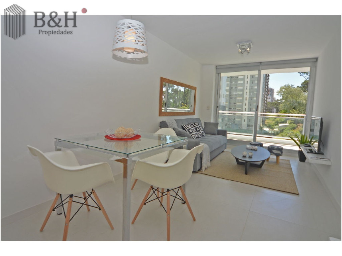 Apartamento ID.5500 - Moderno, 1 dorm definido, Wifi, edificio con servicios.