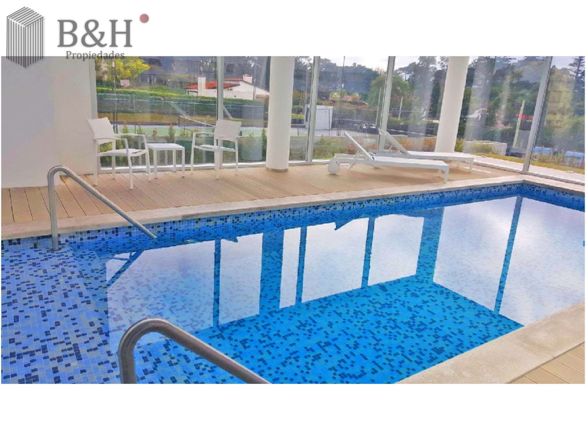 Apartamento ID.5500 - Moderno, 1 dorm definido, Wifi, edificio con servicios.