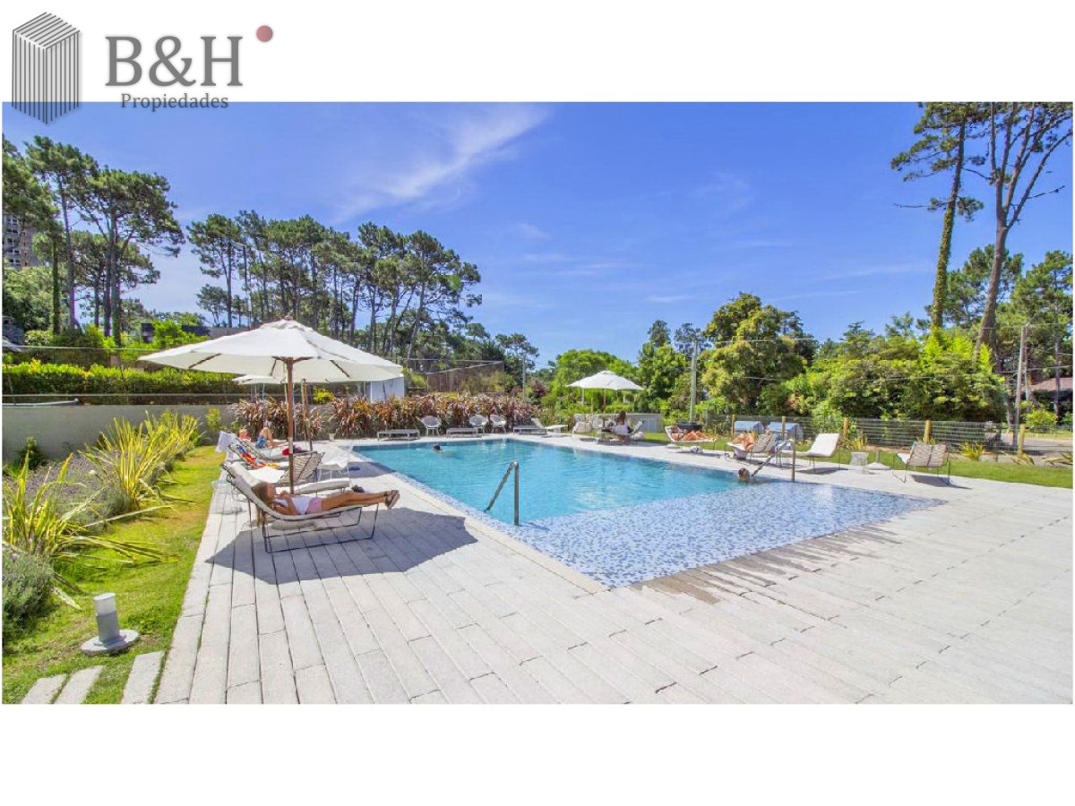 Apartamento ID.5500 - Moderno, 1 dorm definido, Wifi, edificio con servicios.