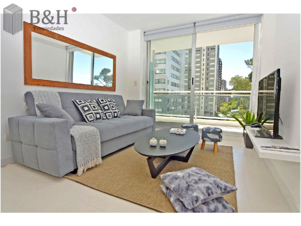 Apartamento ID.5500 - Moderno, 1 dorm definido, Wifi, edificio con servicios.