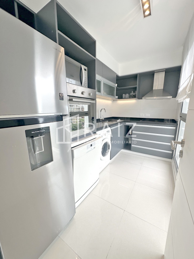 Apartamento ID.10849 - Icon Brava, 2 dorm, 2 baños, losa radiante, garaje, baulera.