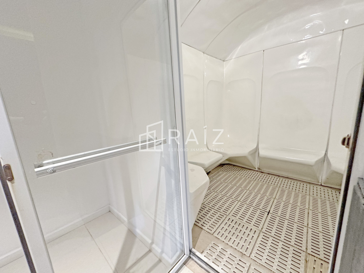 Apartamento ID.10849 - Icon Brava, 2 dorm, 2 baños, losa radiante, garaje, baulera.