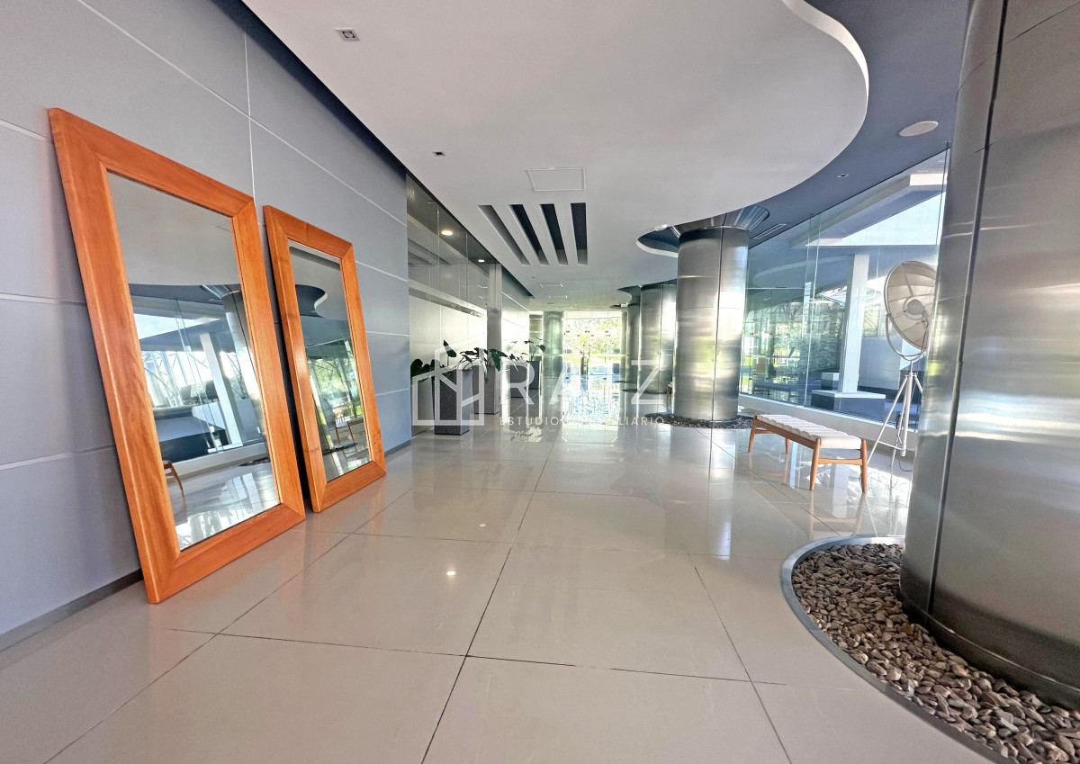 Apartamento ID.10849 - Icon Brava, 2 dorm, 2 baños, losa radiante, garaje, baulera.