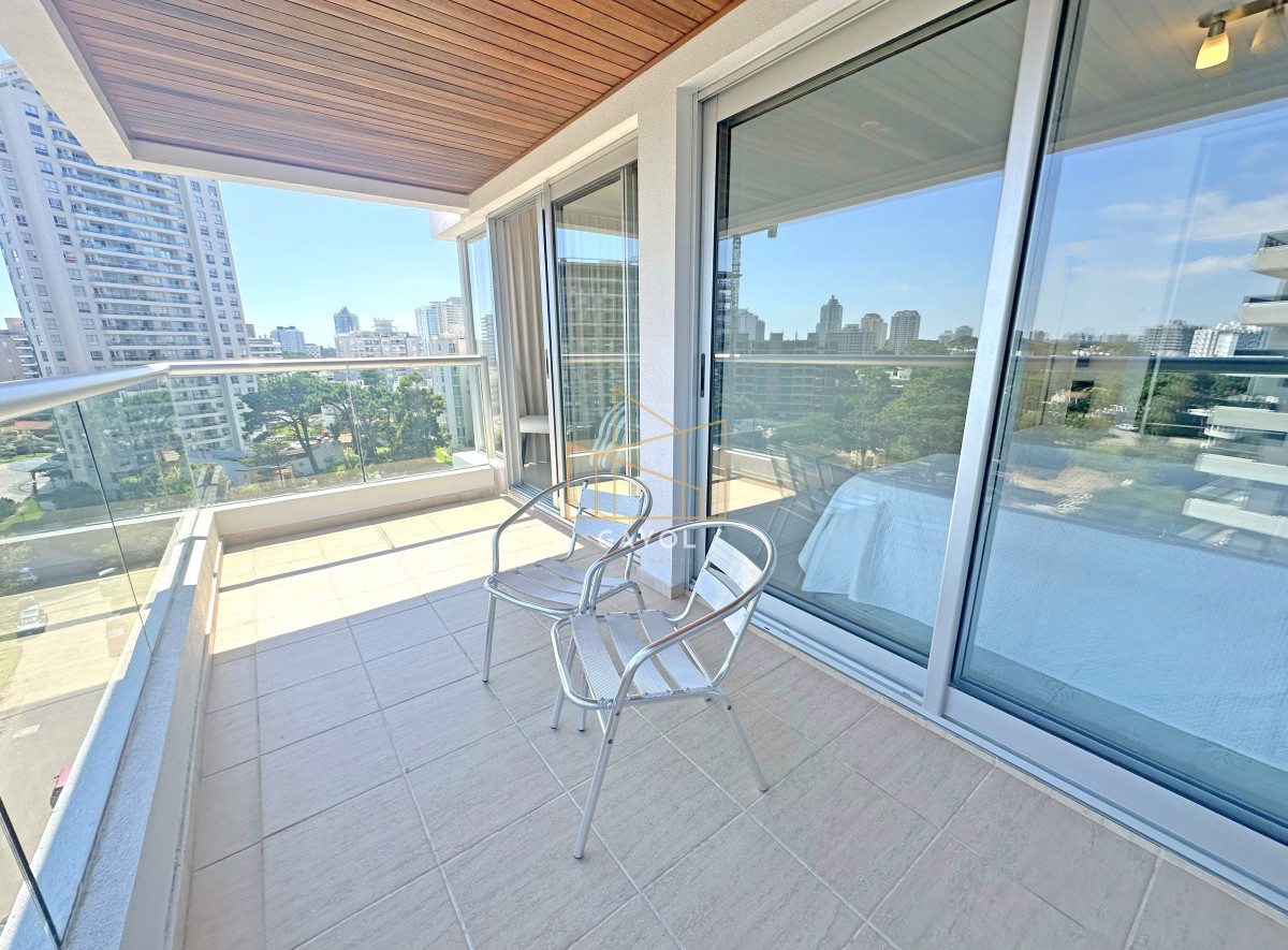 Apartamento ID.653 - Icon Brava, 2 dorm, 2 baños, losa radiante, garaje, baulera.