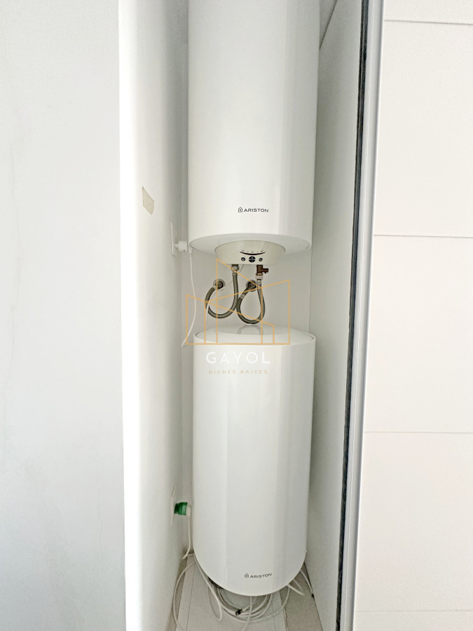 Apartamento ID.653 - Icon Brava, 2 dorm, 2 baños, losa radiante, garaje, baulera.