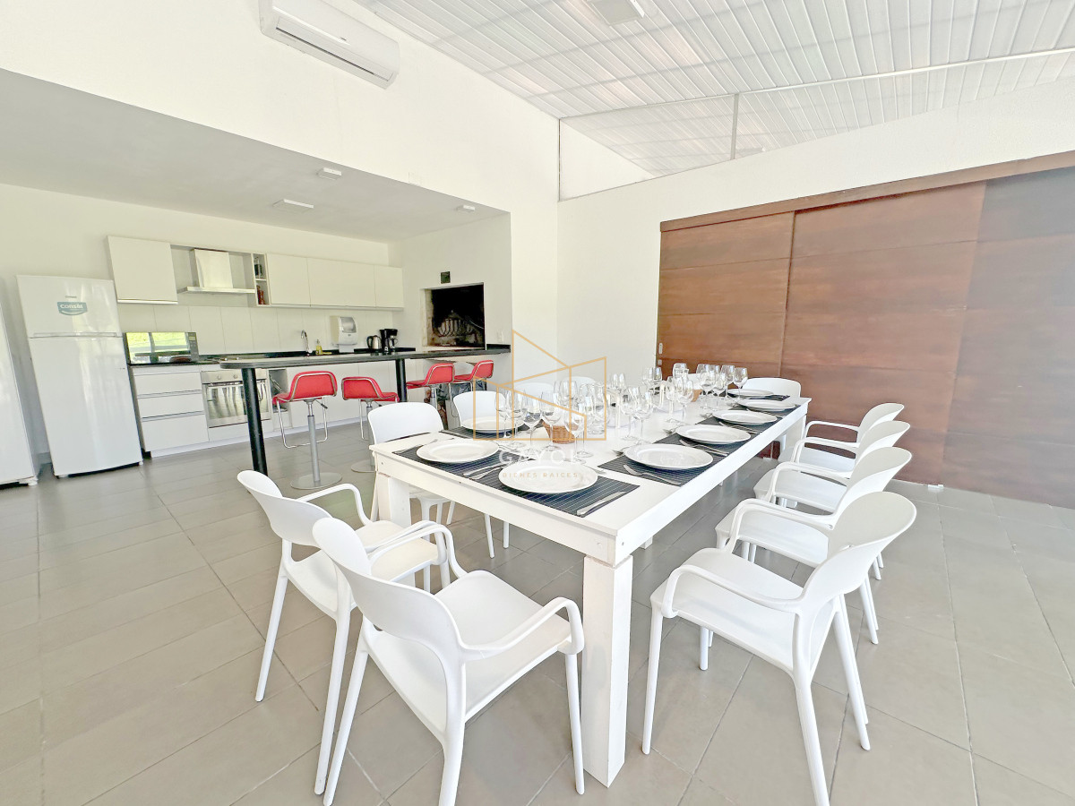 Apartamento ID.653 - Icon Brava, 2 dorm, 2 baños, losa radiante, garaje, baulera.