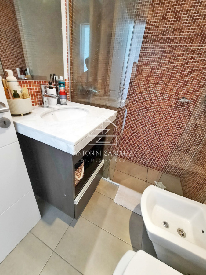 Apartamento ID.2362 - Brava, piso alto, 2 dorm, losa radiante. Full amenities.