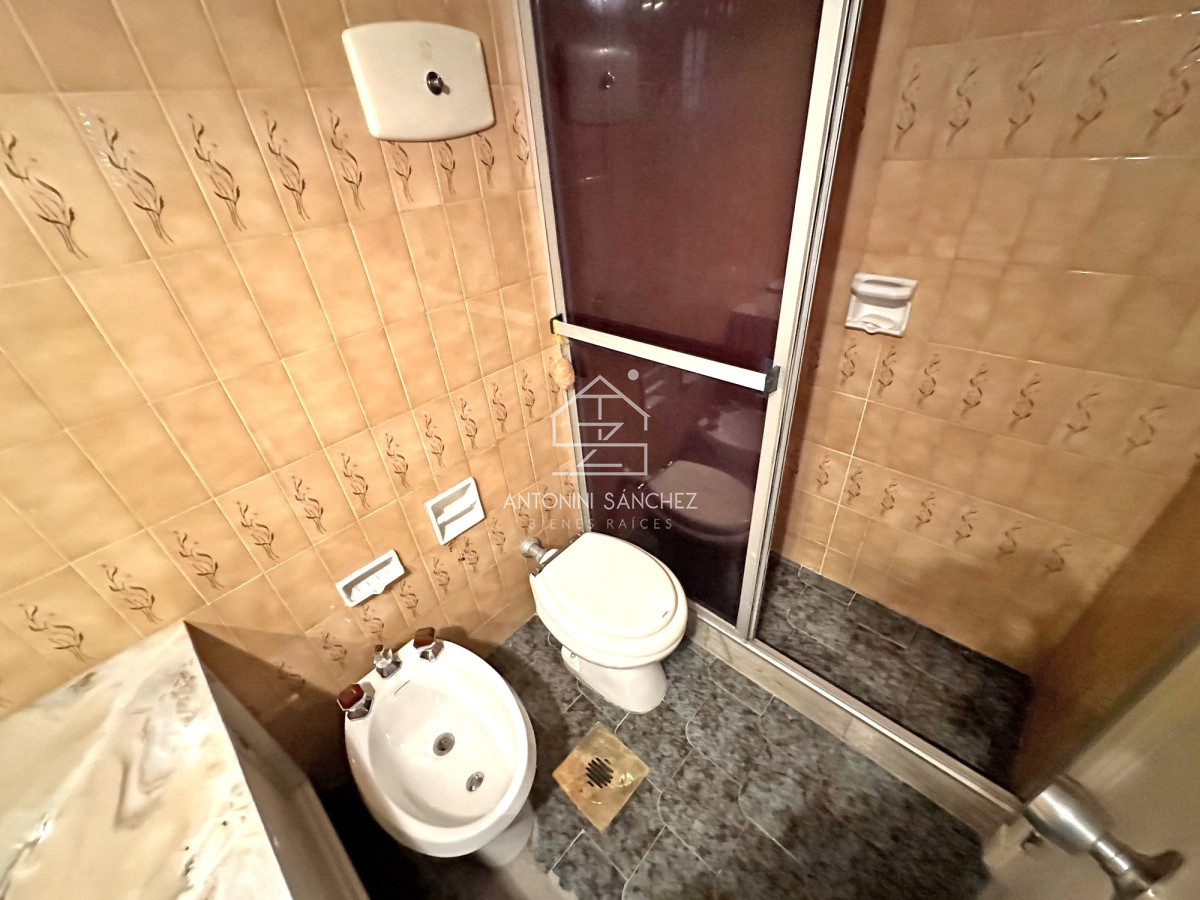 Apartamento ID.2359 - Orden de venta! Piso alto en el puerto con toda la vista. 