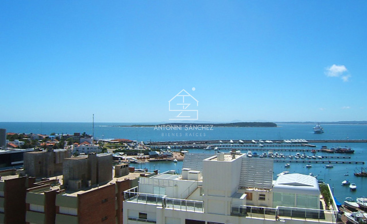 Apartamento ID.2359 - Orden de venta! Piso alto en el puerto con toda la vista. 