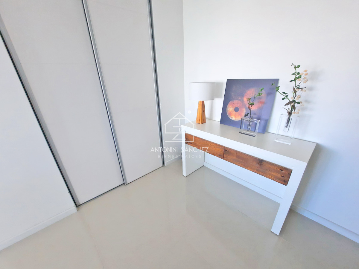 Apartamento ID.2362 - Brava, piso alto, 2 dorm, losa radiante. Full amenities.
