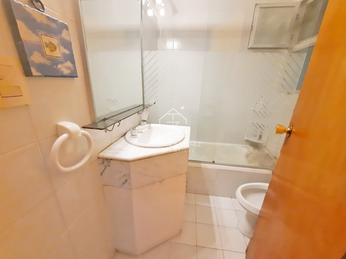 Apartamento ID.2357 - Brava, primera fila, todo al frente. 2 dorm. Garaje
