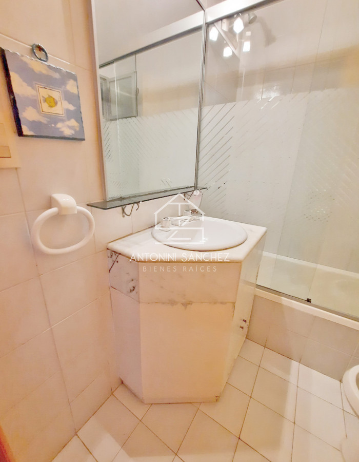 Apartamento ID.2357 - Brava, primera fila, todo al frente. 2 dorm. Garaje