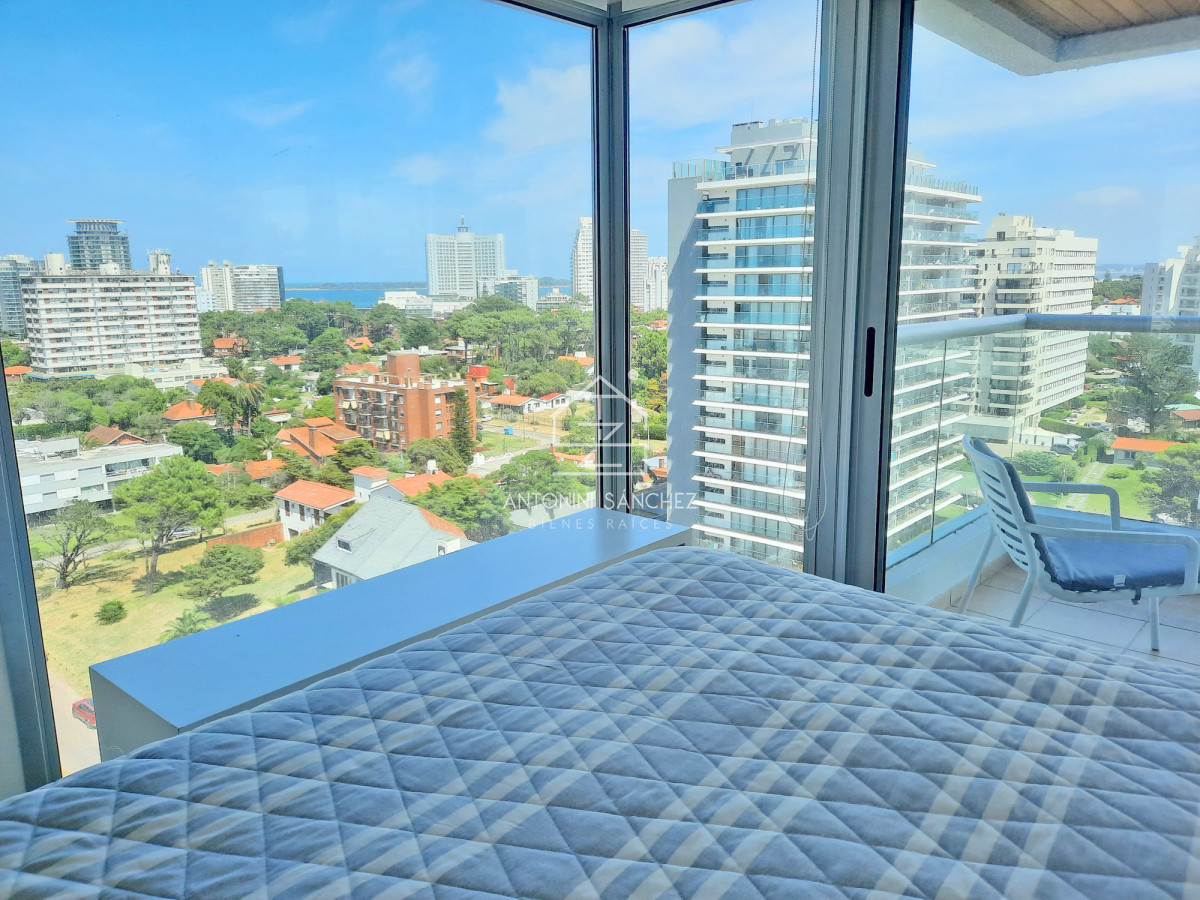 Apartamento ID.2362 - Brava, piso alto, 2 dorm, losa radiante. Full amenities.