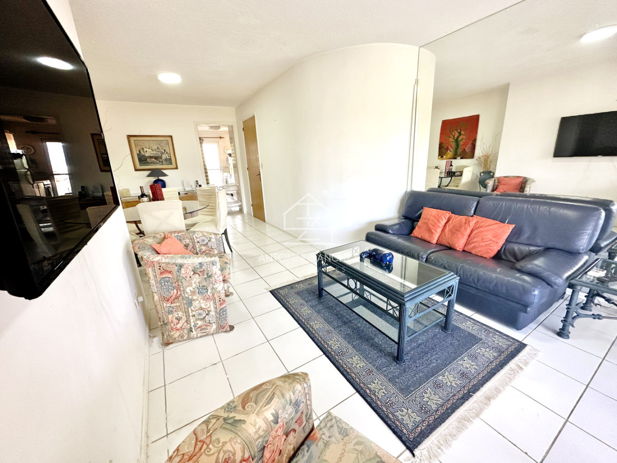 Apartamento ID.2363 - REBAJADO!! Dúplex con barbacoa propia. 3 dorm. Garaje, mucamas. Bajos gastos.