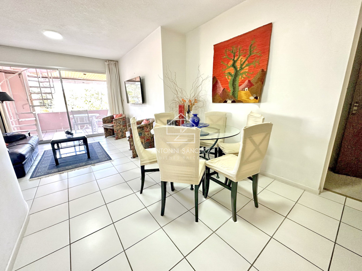Apartamento ID.2363 - REBAJADO!! Dúplex con barbacoa propia. 3 dorm. Garaje, mucamas. Bajos gastos.