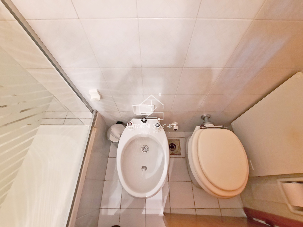 Apartamento ID.2357 - Brava, primera fila, todo al frente. 2 dorm. Garaje