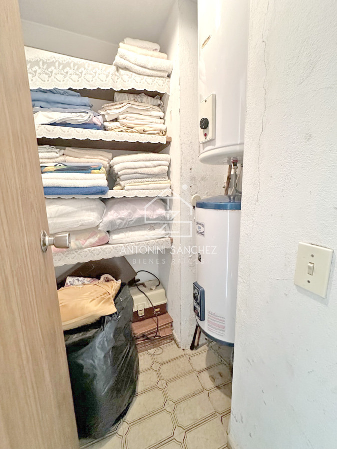 Apartamento ID.2359 - Orden de venta! Piso alto en el puerto con toda la vista. 