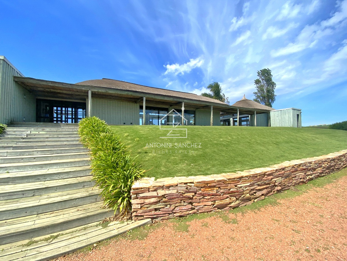 Terreno ID.2297 - Barrio Privado, Pueblo Mio. Lote 2. Orientación NORTE