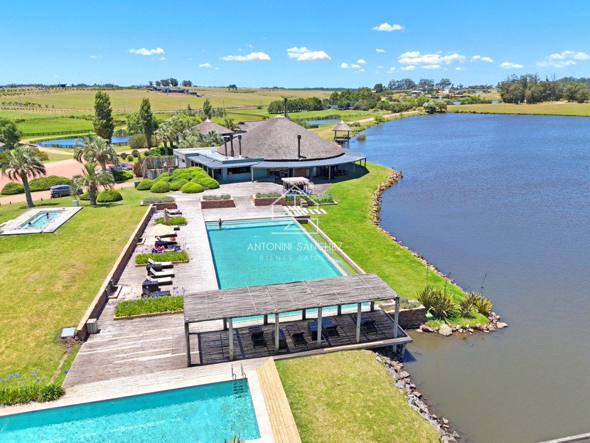 Terreno ID.2297 - Barrio Privado, Pueblo Mio. Lote 2. Orientación NORTE