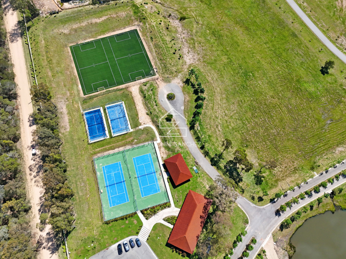 Terreno ID.2298 - Pueblo Mío Golf, lote frente al campo de golf.