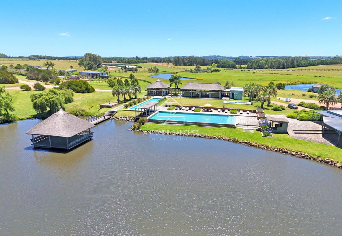 Terreno ID.2297 - Barrio Privado, Pueblo Mio. Lote 2. Orientación NORTE