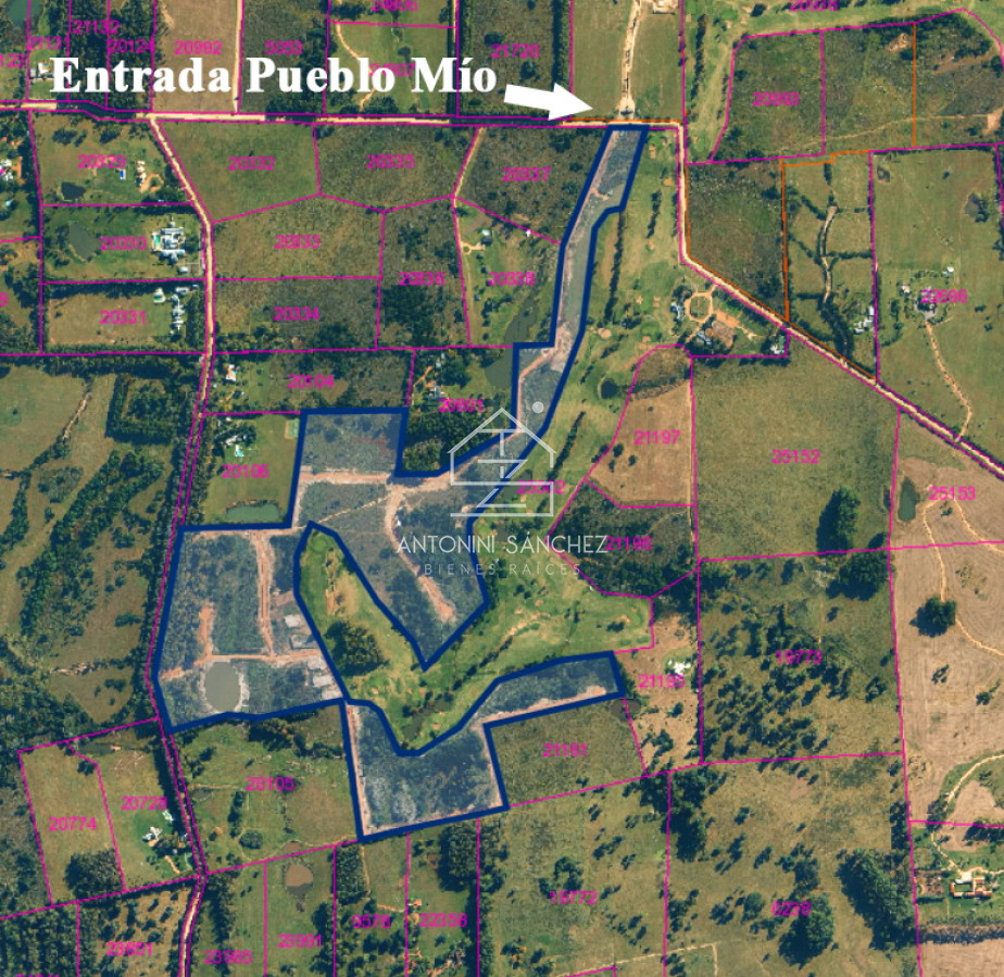 Terreno ID.2298 - Pueblo Mío Golf, lote frente al campo de golf.