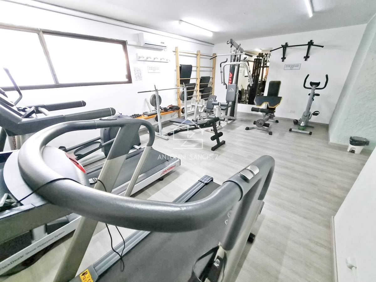 Apartamento ID.2359 - Orden de venta! Piso alto en el puerto con toda la vista. 