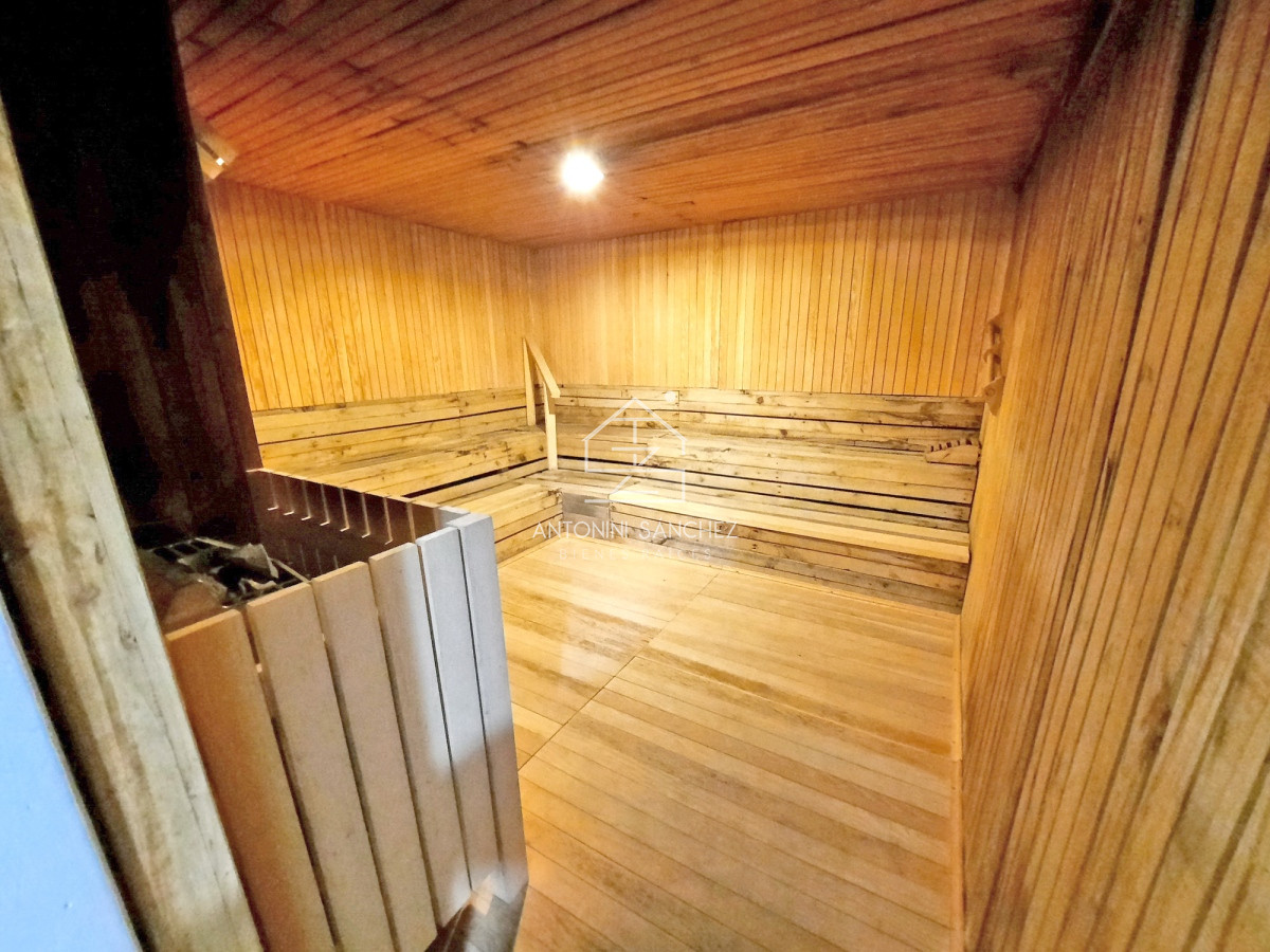 Apartamento ID.2359 - Orden de venta! Piso alto en el puerto con toda la vista. 