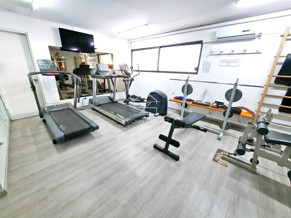 Apartamento ID.2359 - Orden de venta! Piso alto en el puerto con toda la vista. 