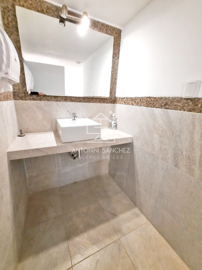 Apartamento ID.2359 - Orden de venta! Piso alto en el puerto con toda la vista. 