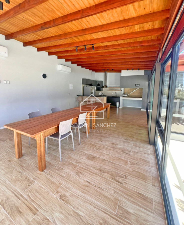 Apartamento ID.2359 - Orden de venta! Piso alto en el puerto con toda la vista. 