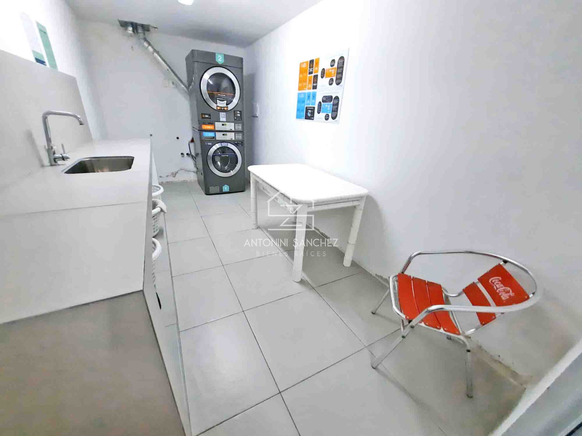 Apartamento ID.2359 - Orden de venta! Piso alto en el puerto con toda la vista. 