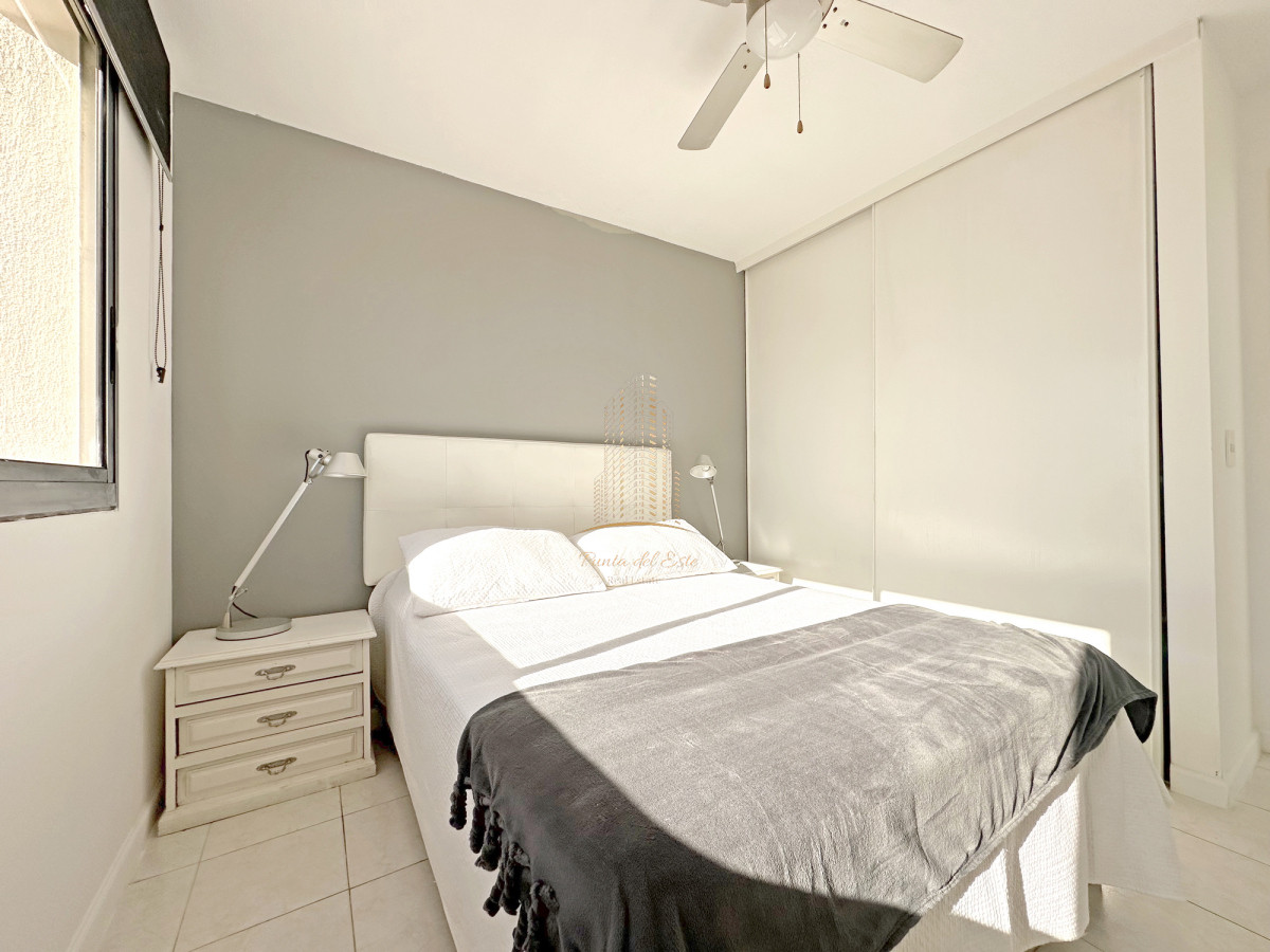 Apartamento ID.877 - 1 dorm y medio, con amenities. Wifi. Mucamas, bajos gastos