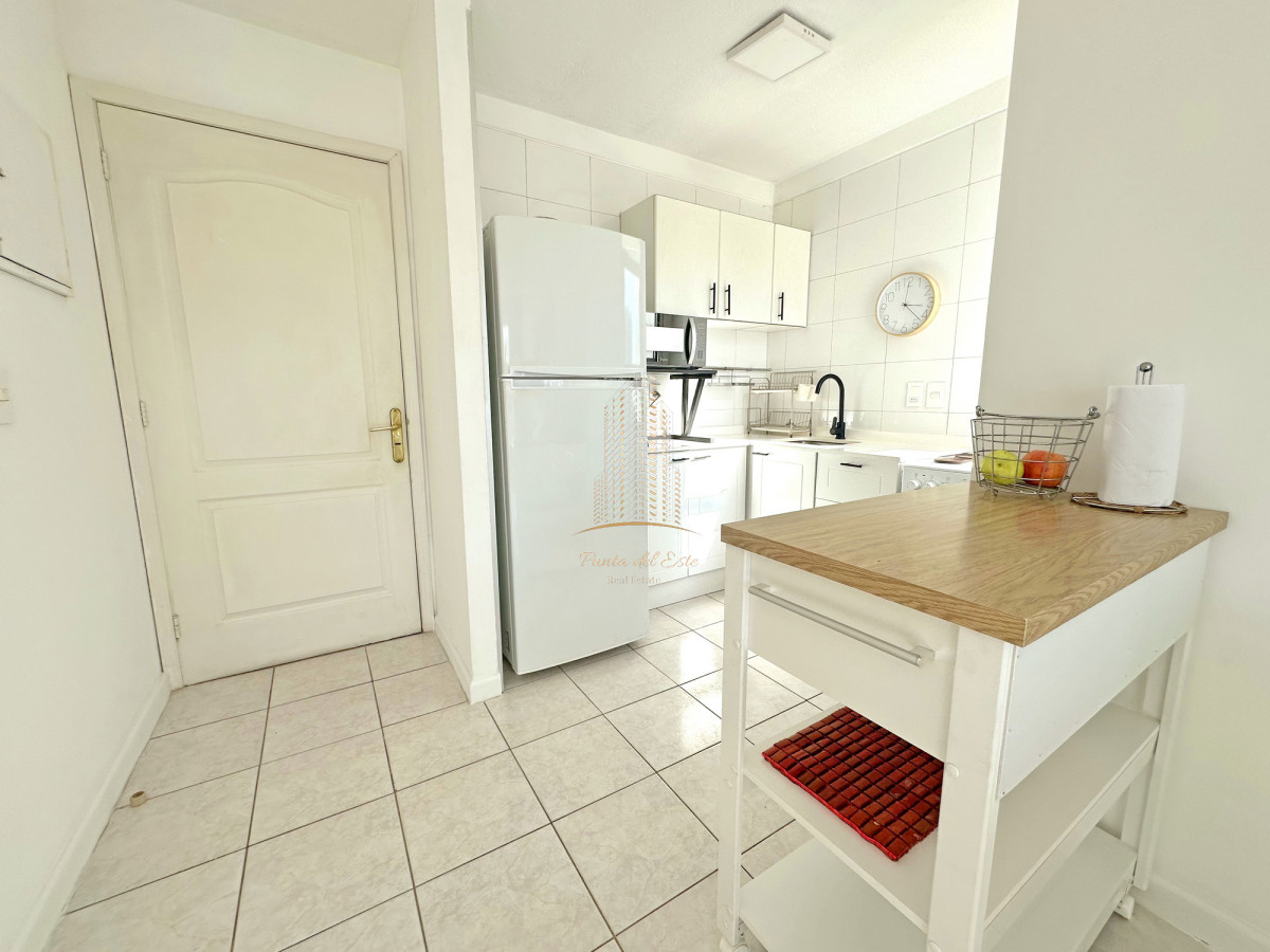 Apartamento ID.877 - 1 dorm y medio, con amenities. Wifi. Mucamas, bajos gastos