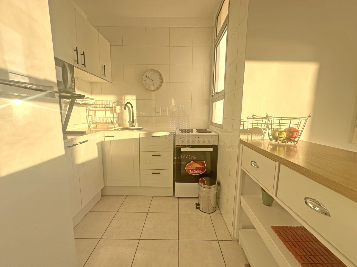Apartamento ID.877 - 1 dorm y medio, con amenities. Wifi. Mucamas, bajos gastos