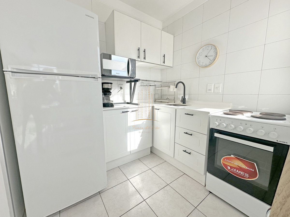 Apartamento ID.877 - 1 dorm y medio, con amenities. Wifi. Mucamas, bajos gastos