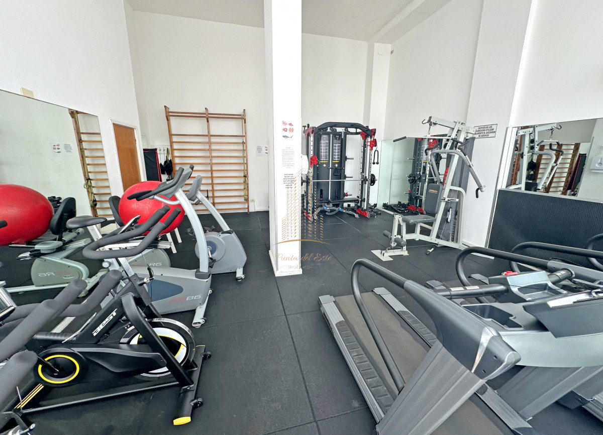 Apartamento ID.877 - 1 dorm y medio, con amenities. Wifi. Mucamas, bajos gastos