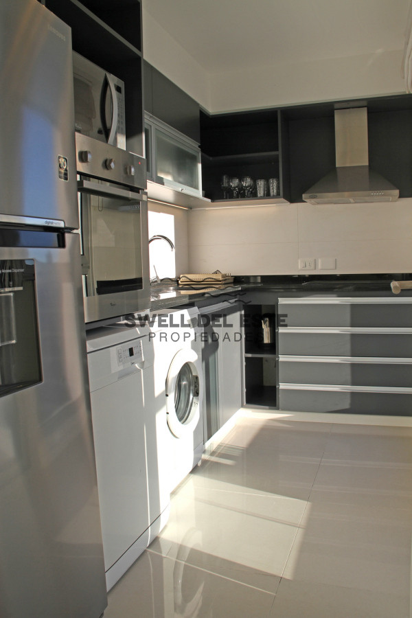 Apartamento ID.115 - Icon Brava, 2 dorm, 2 baños, losa radiante, garaje, baulera.