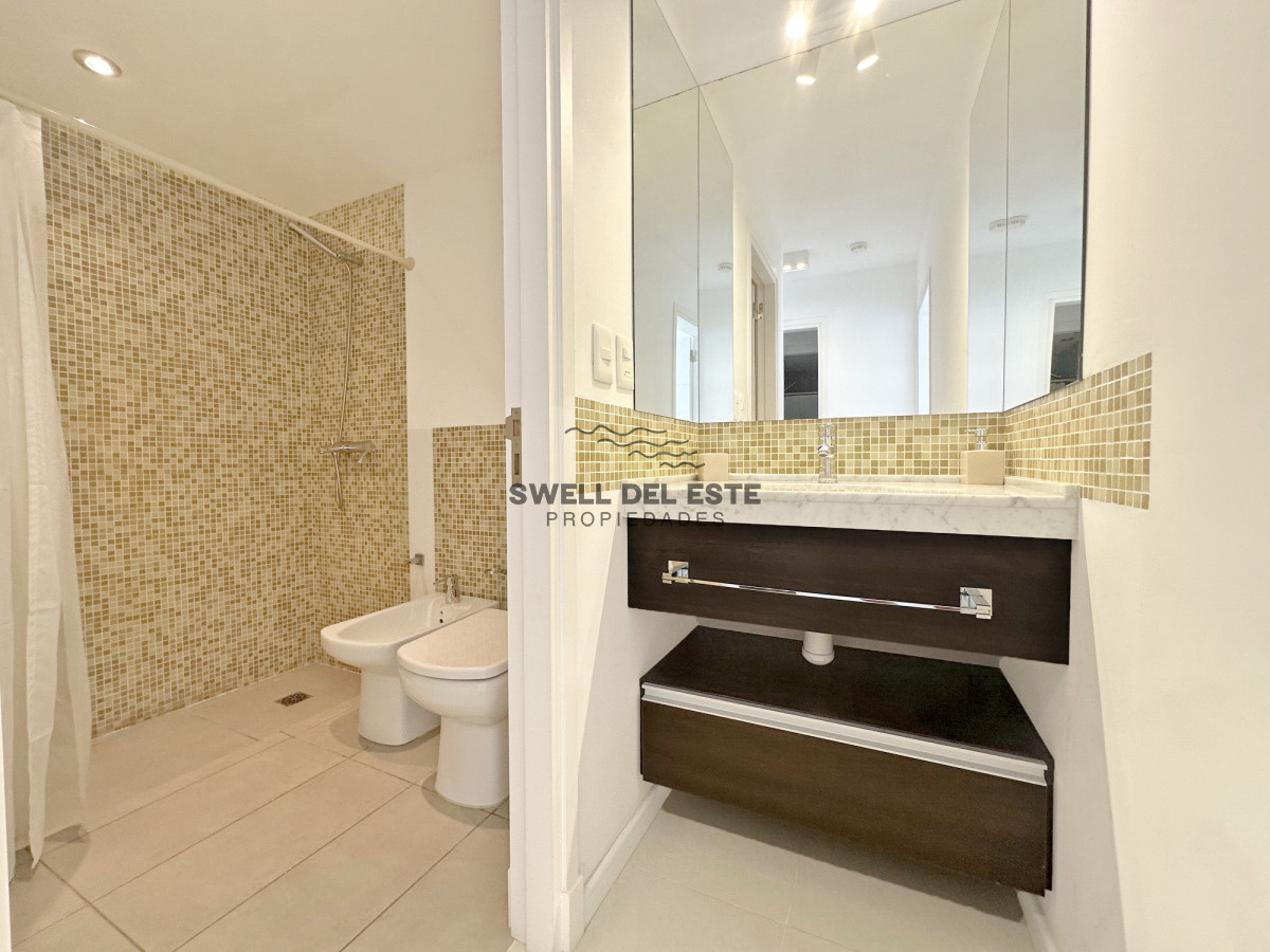 Apartamento ID.115 - Icon Brava, 2 dorm, 2 baños, losa radiante, garaje, baulera.