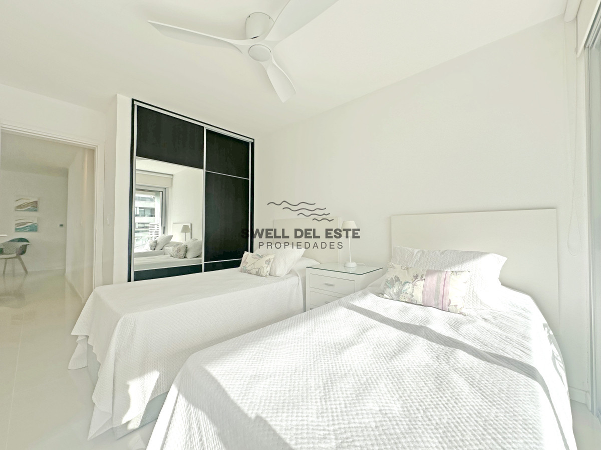 Apartamento ID.115 - Icon Brava, 2 dorm, 2 baños, losa radiante, garaje, baulera.