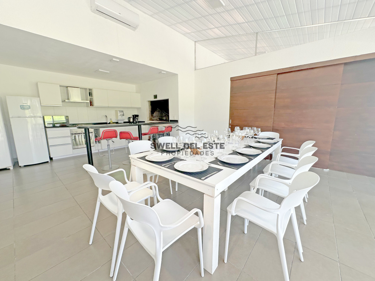 Apartamento ID.115 - Icon Brava, 2 dorm, 2 baños, losa radiante, garaje, baulera.