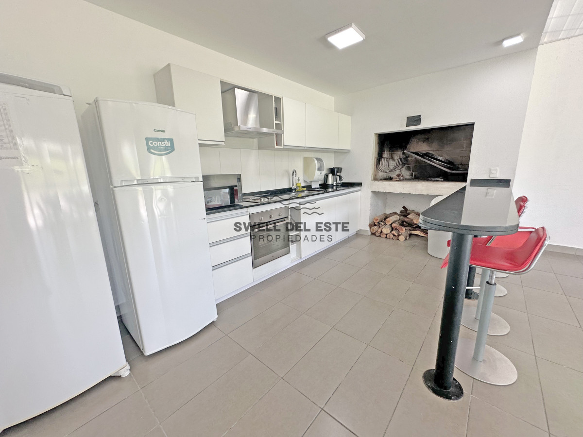 Apartamento ID.115 - Icon Brava, 2 dorm, 2 baños, losa radiante, garaje, baulera.