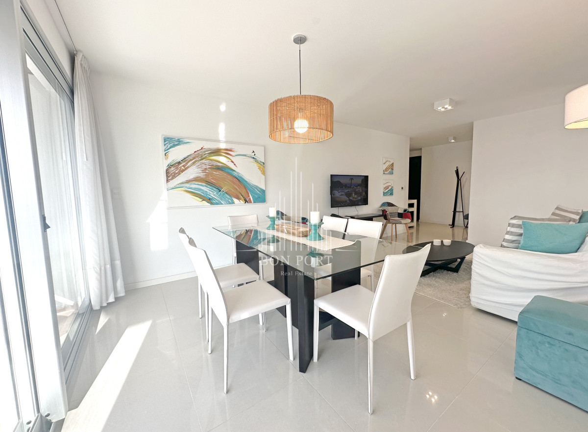 Apartamento ID.59 - Icon Brava, 2 dorm, 2 baños, losa radiante, garaje, baulera.