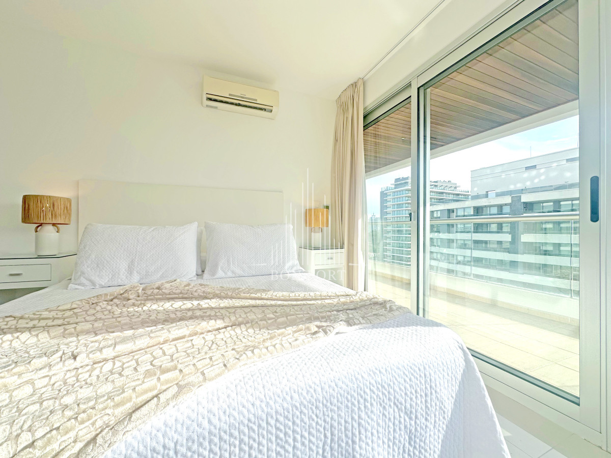 Apartamento ID.59 - Icon Brava, 2 dorm, 2 baños, losa radiante, garaje, baulera.
