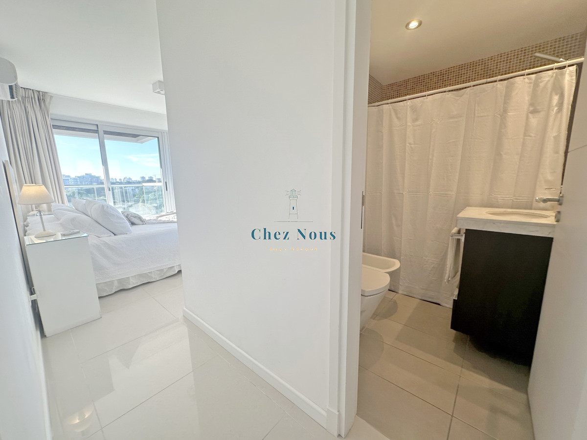 Apartamento ID.2092 - Icon Brava, 2 dorm, 2 baños, losa radiante, garaje, baulera.
