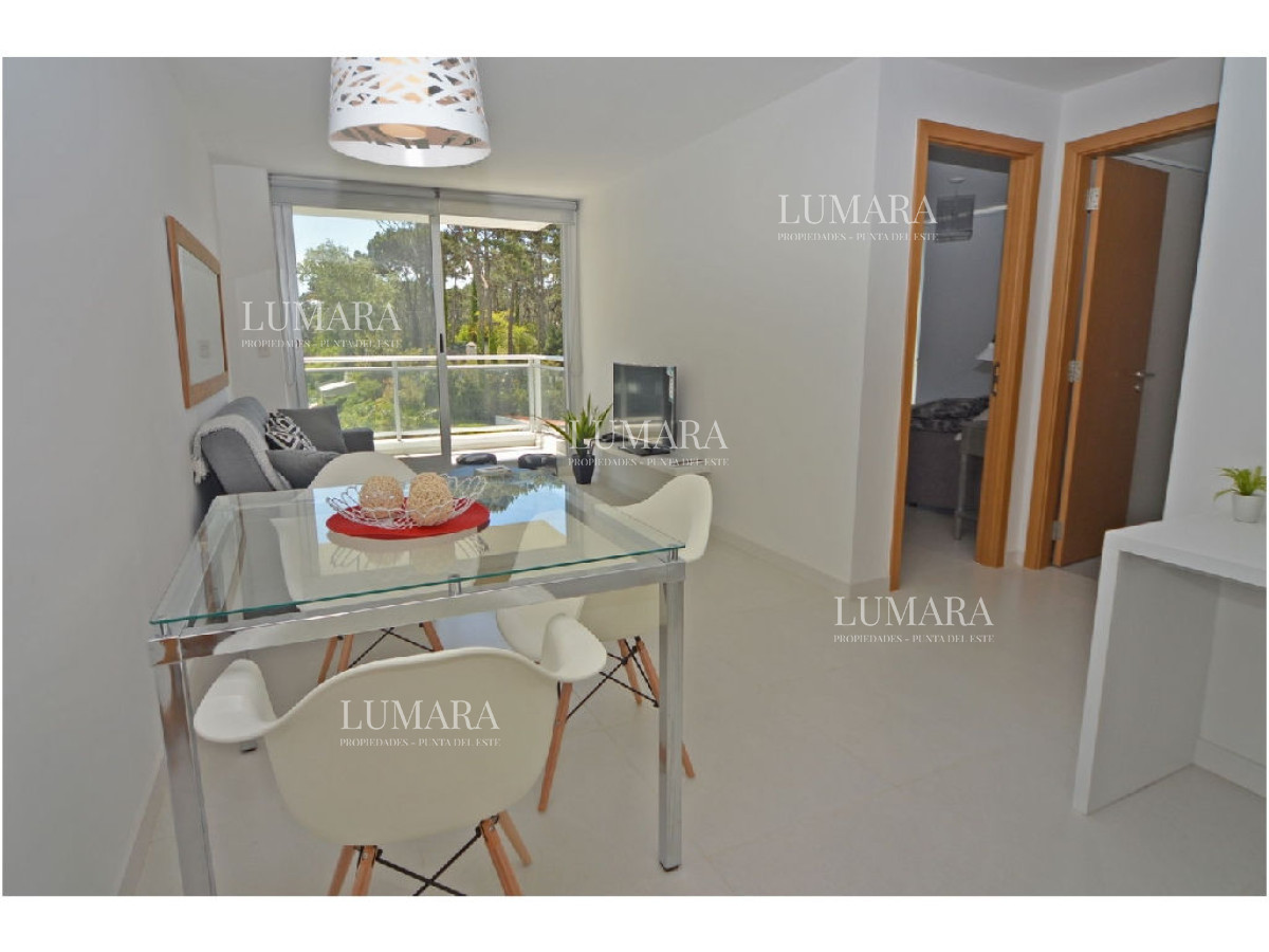 Apartamento ID.2194 - Moderno, 1 dorm definido, Wifi, edificio con servicios.